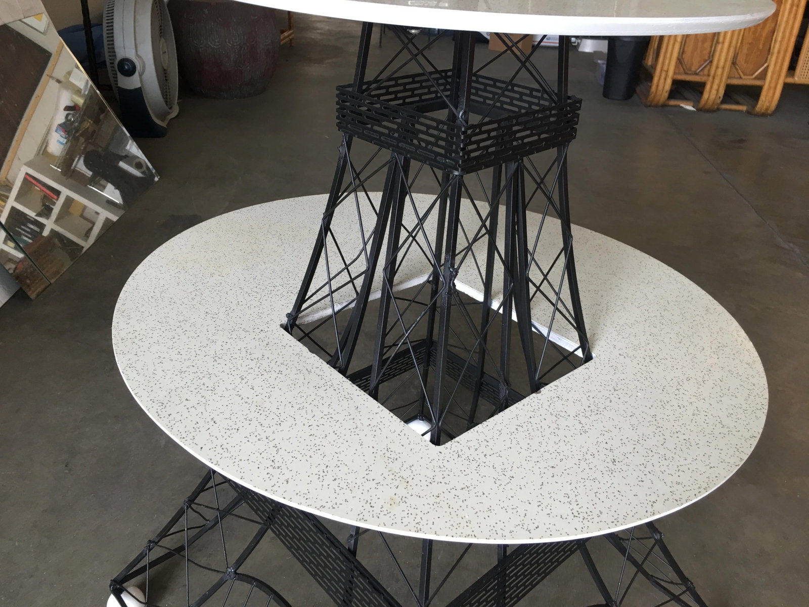 Midcentury Two-Tier Eiffel Tower Brass Sculptural Cocktail Table - 4