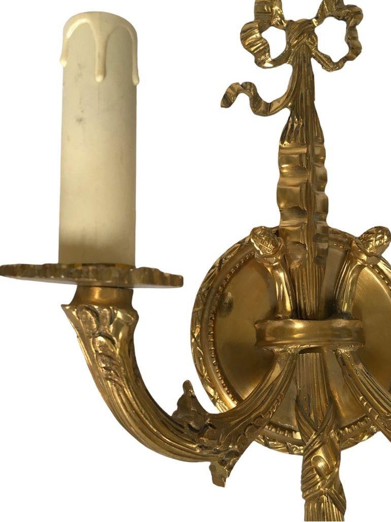 Vintage Pair of Solid Brass Wall-Mount Sconces. - 4