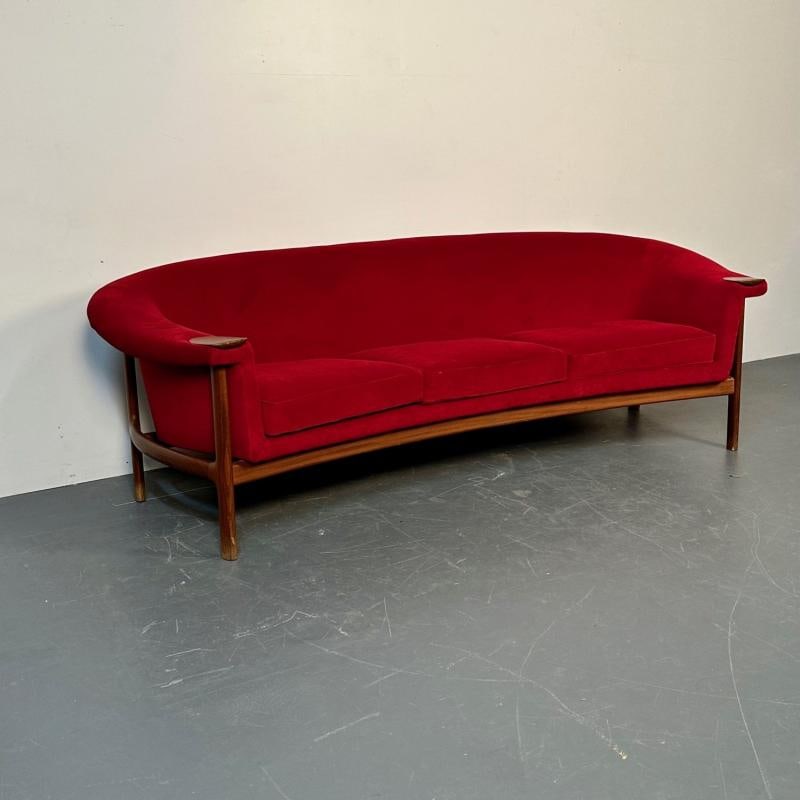 Curved Danish Mid-Century Modern Three Seater Sofa by Johannes Andersen, Walnut - 7