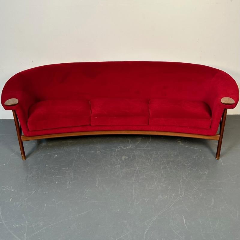 Curved Danish Mid-Century Modern Three Seater Sofa by Johannes Andersen, Walnut - 8