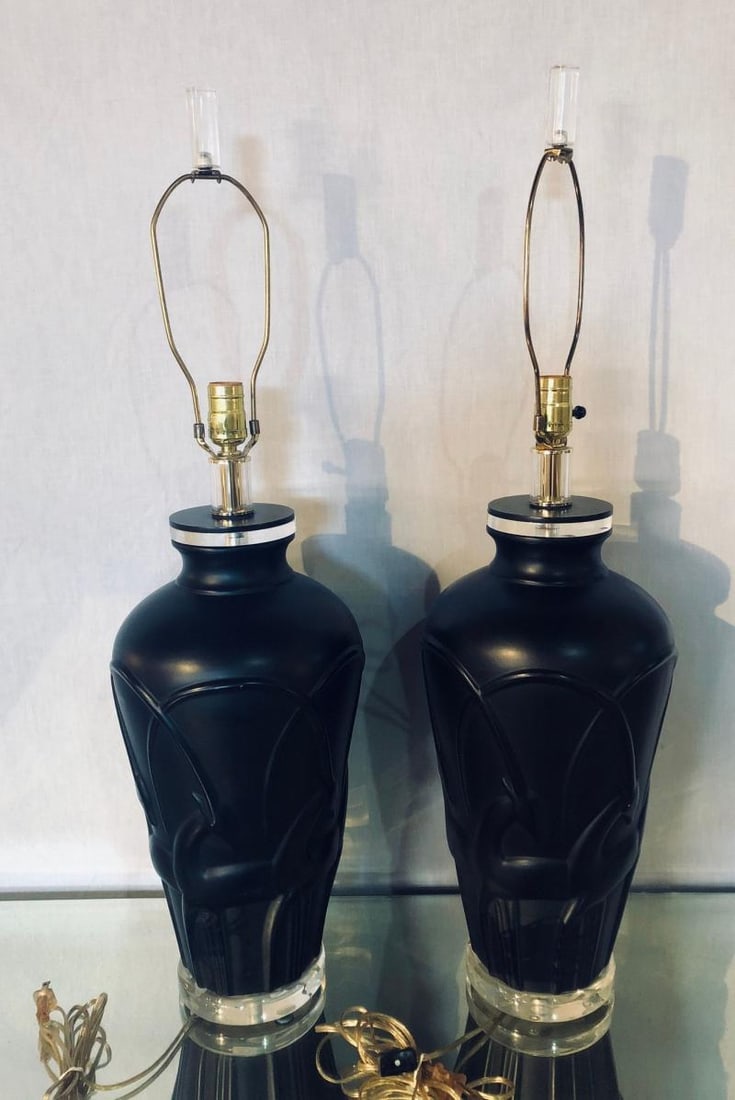 Pair of Art Deco Style Modern Black Table Lamps Lucite Base and Antelopes - 3