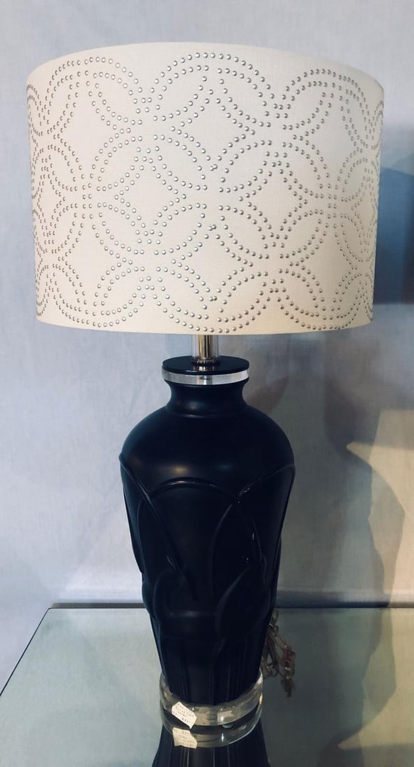 Pair of Art Deco Style Modern Black Table Lamps Lucite Base and Antelopes - 4