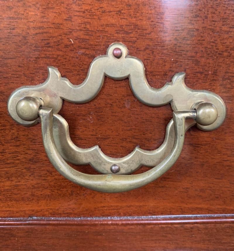 Mid-19th Century Georgian Style Mahogany Knee Hole Desk - 10