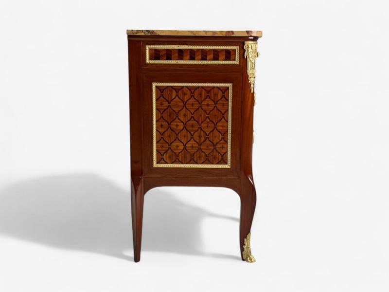 Louis XV Style, French Commode, Kingwood Inlay, Bronze, France, 19th C. - 7