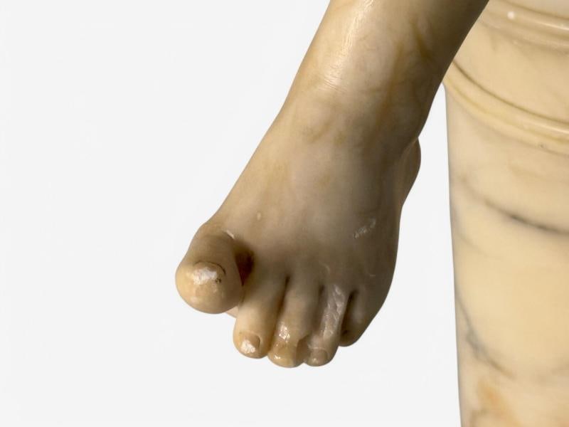 Neoclassical, Winged Angel On Pillow, Alabaster Statue on Pedestal, Italy, 1920s - 10