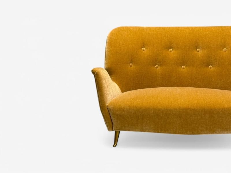 ISA Bergamo, Italian Mid-Century Modern, Bronze, Camel Mohair, Settee, 1950s - 6