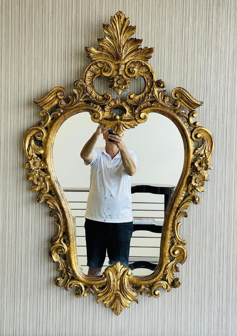 Italian Gilt Wood Wall or Console Mirror. Pier, Commode Mirror - 3