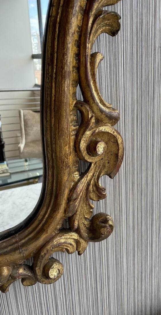 Italian Gilt Wood Wall or Console Mirror. Pier, Commode Mirror - 6
