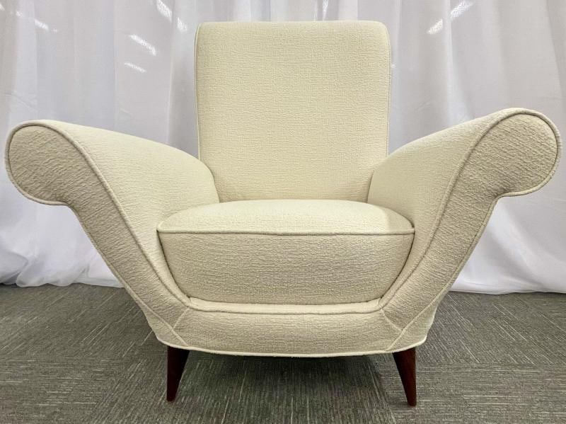 Mid-Century Modern Pair Lounge Chairs, Manner of Paolo Buffa, Bouclé - 10