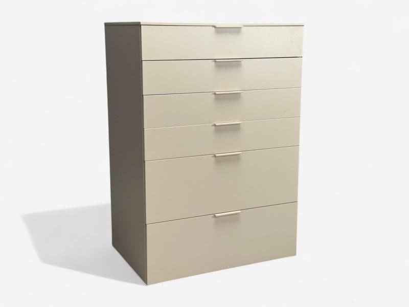 Guilio Cappelini, Cream Matte Lacquer, Highboy, Italy, 2010s - 2