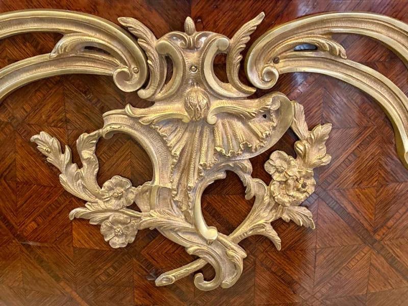 Pair 19th Century King and Queen Compatible Marble-Top Commodes or Chest - 8