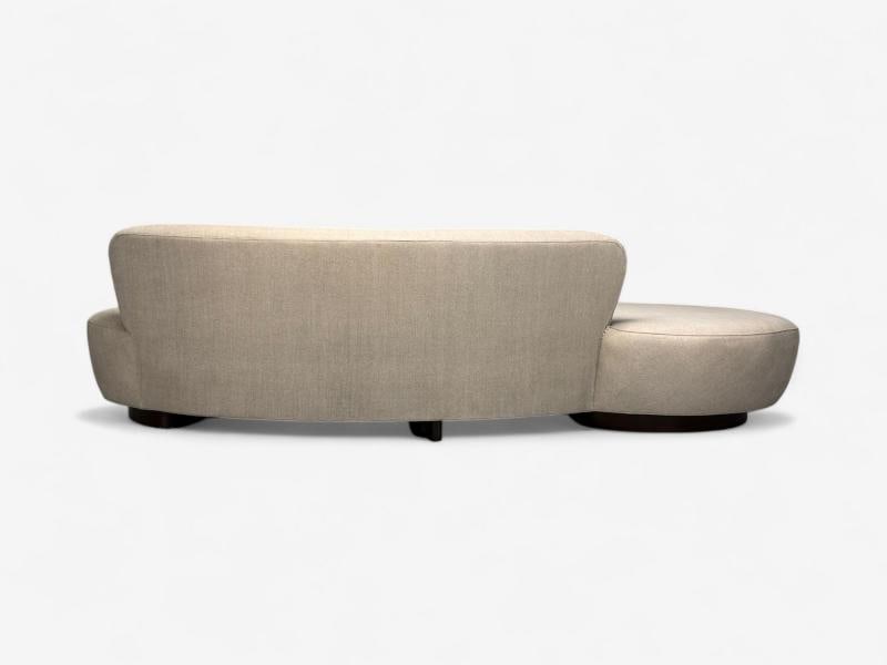 Vladimir Kagan, Walnut, Fabric, Monumental Serpentine Sofa, USA, 2000s - 13