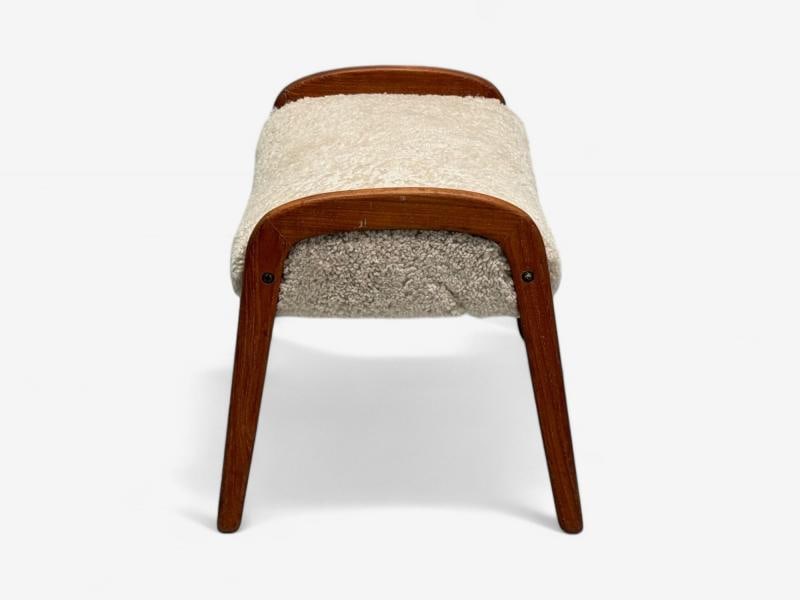 Danish Mid-Century Modern, Shearling Stool, Beige Sheepskin, Denmark, 1970s - 6