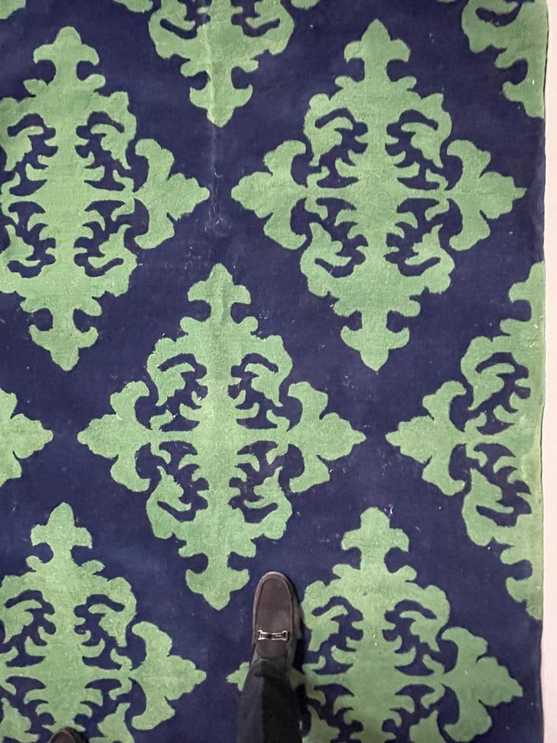 A Modern Wool Carpet, Rug, Wool Five by Seven Feet Nine Inches - 5