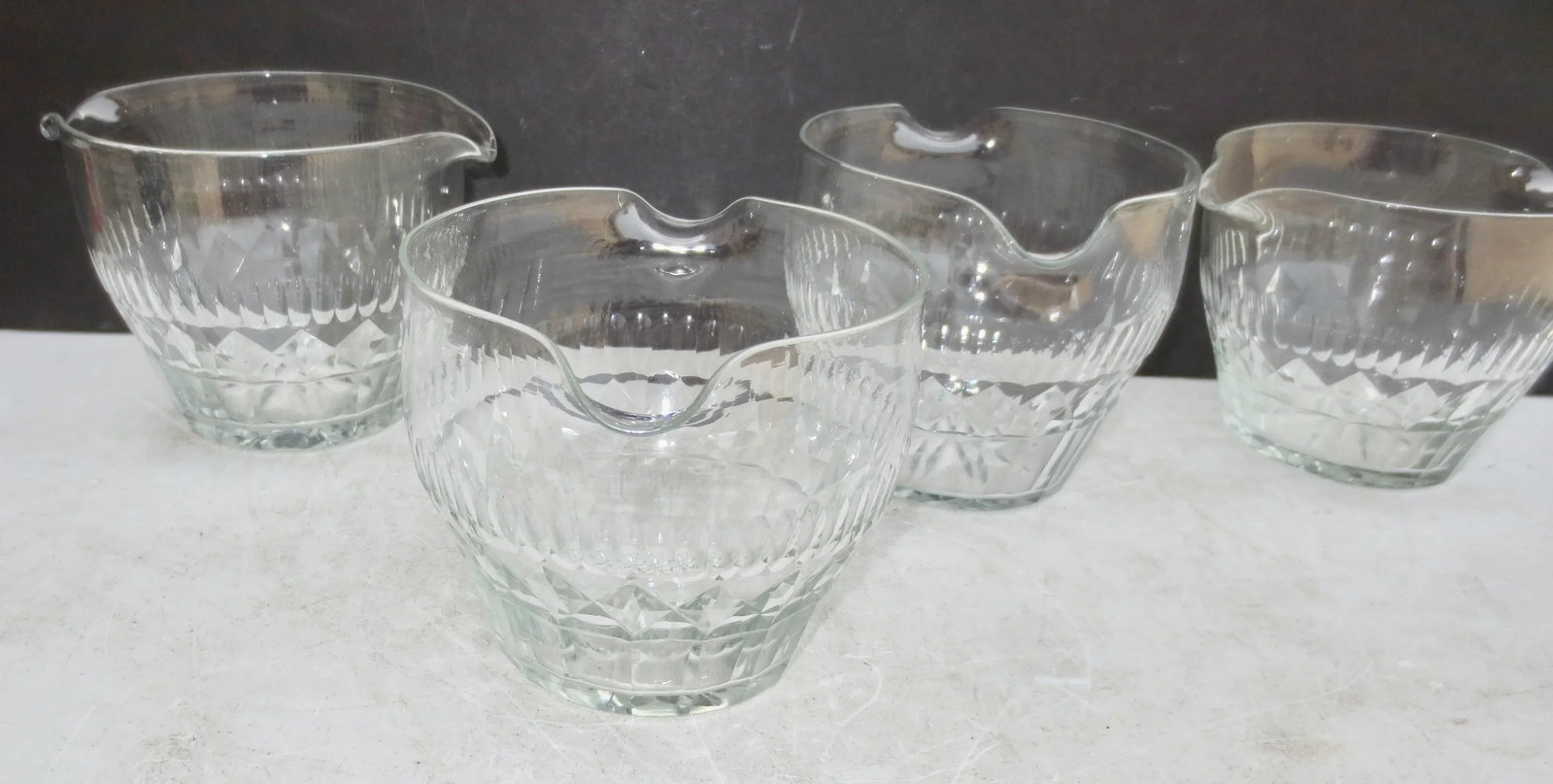 Four 18th Century Irish Cut Glass Wine Rinsers - Set of 4 - 2
