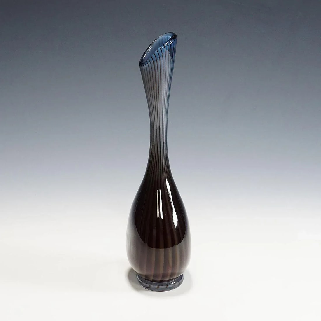 Large Colora Vase by Vicke Lindstrand for Kosta 1953 - 2