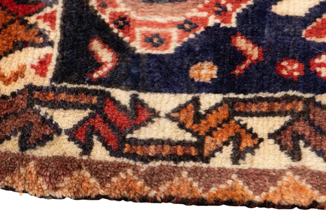Vintage Persian Qashqai Rug 2'8'' X 5'4'' - 11