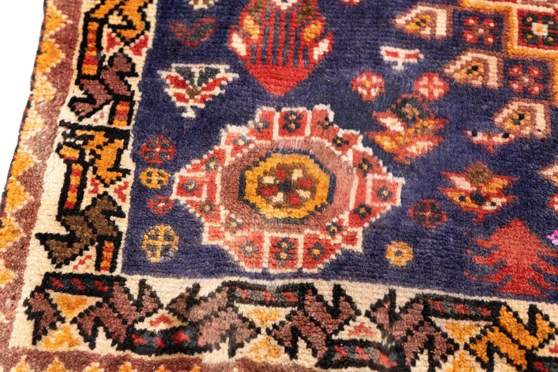 Vintage Persian Qashqai Rug 2'8'' X 5'4'' - 12