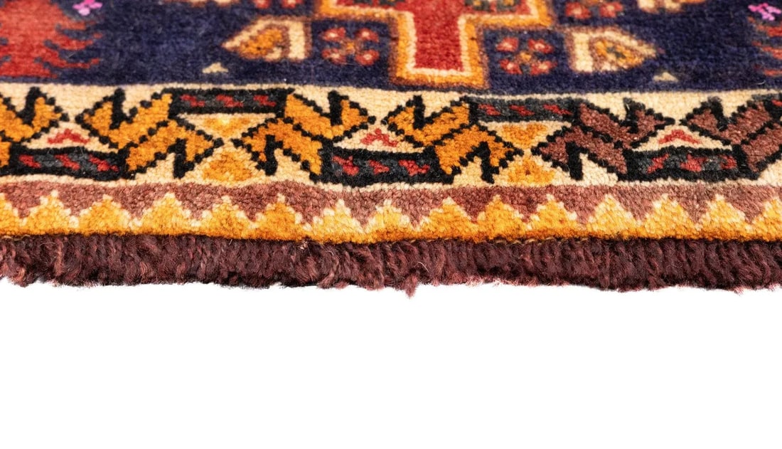 Vintage Persian Qashqai Rug 2'8'' X 5'4'' - 7
