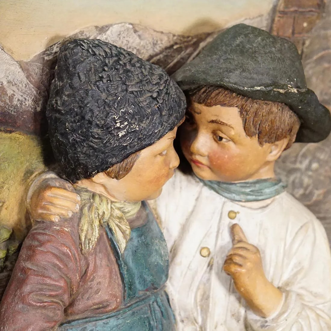 Terracotta Wall Plate With Lovely Children in Traditional Costumes by Johann Maresch - 6