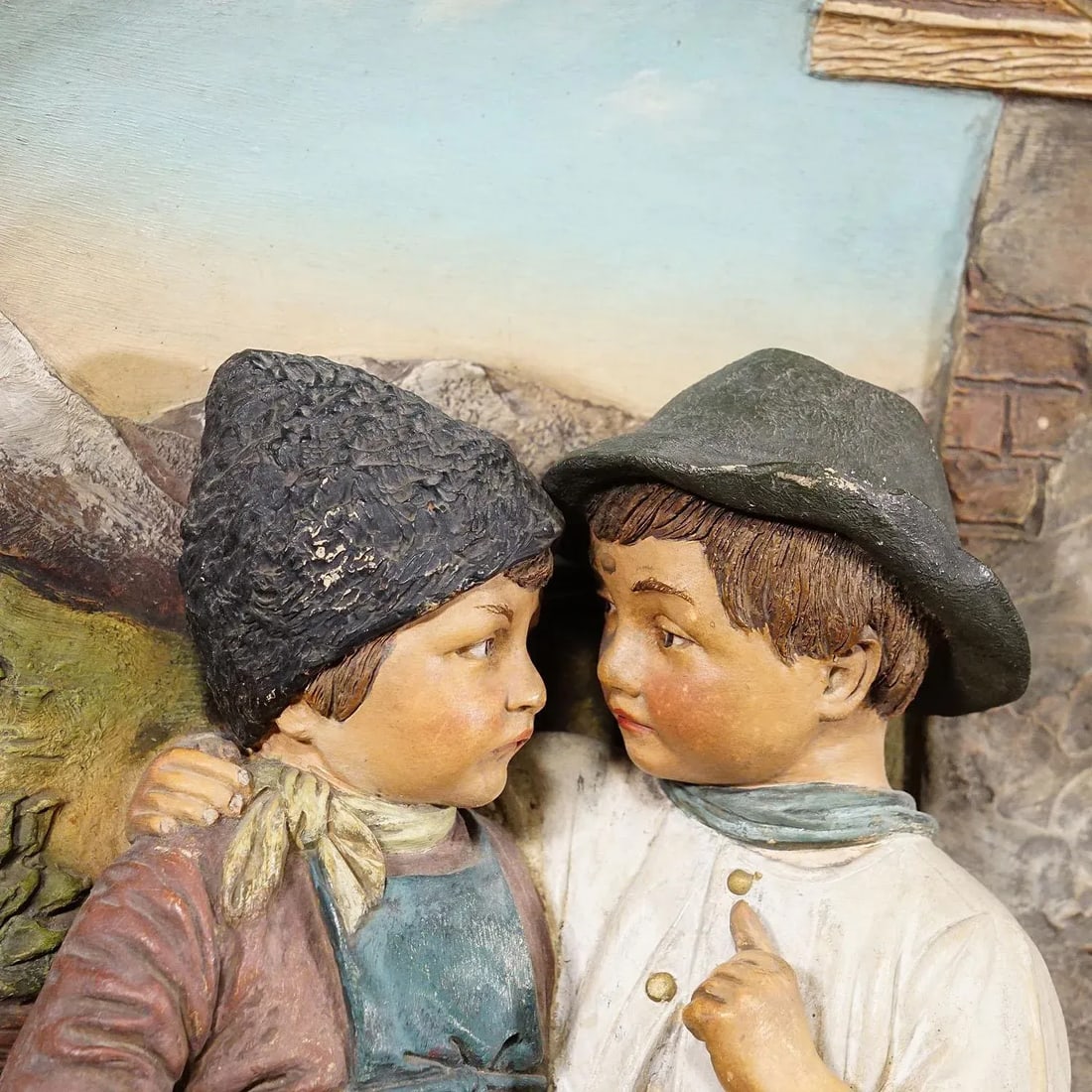 Terracotta Wall Plate With Lovely Children in Traditional Costumes by Johann Maresch - 7
