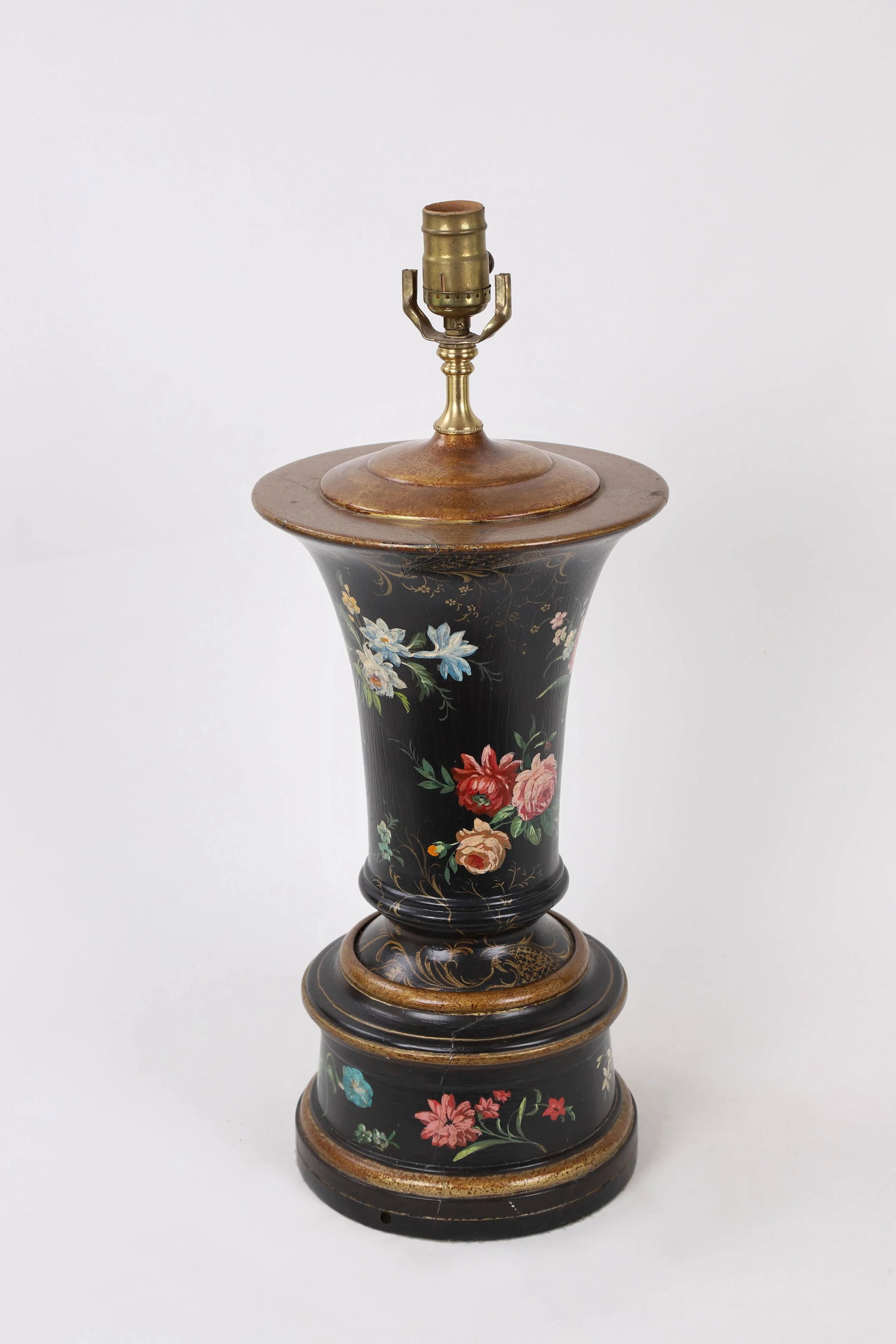 Vase Lamp With Gold and Ochre Details Featuring Multiple Famille Roses - 3