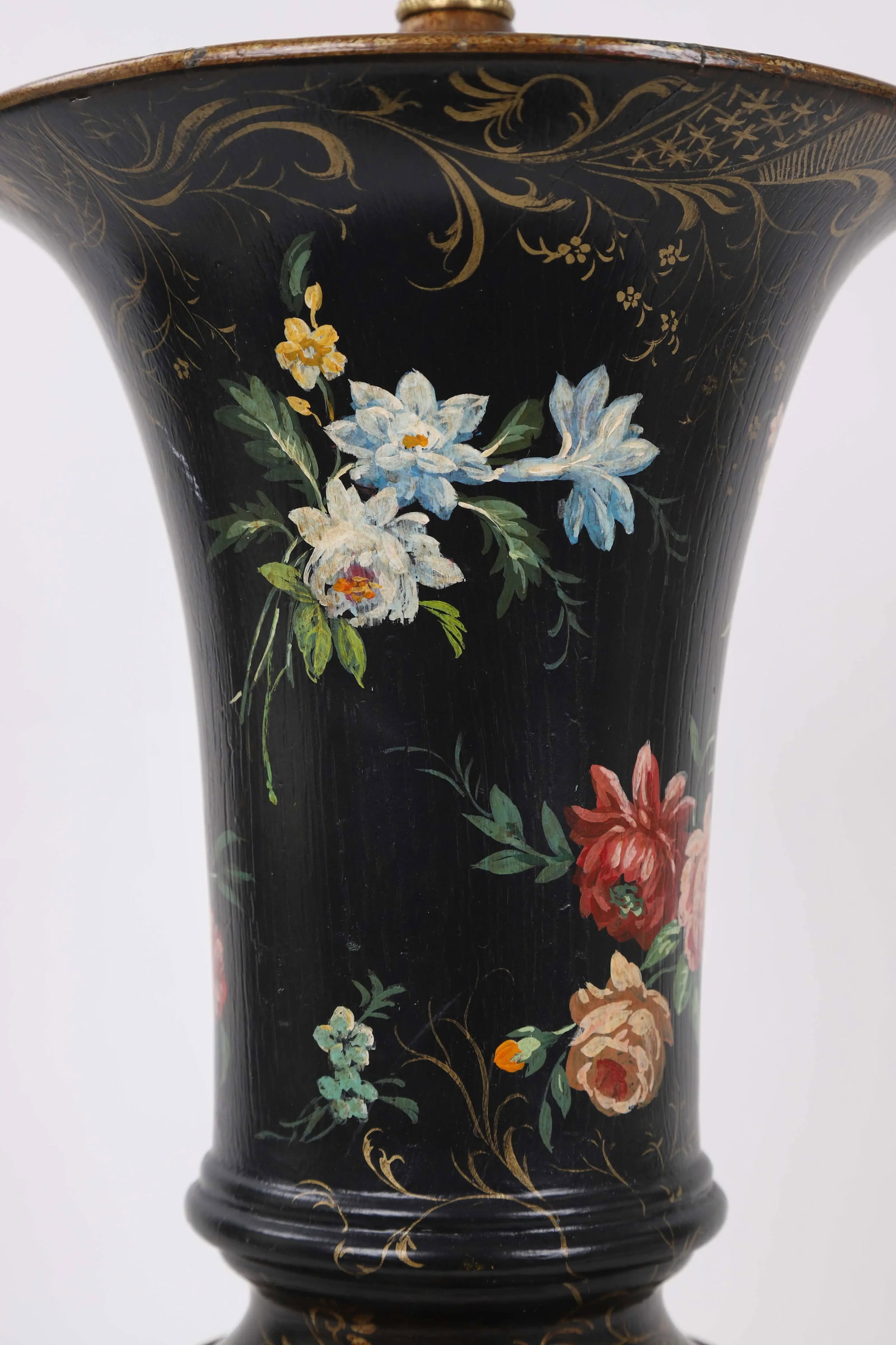 Vase Lamp With Gold and Ochre Details Featuring Multiple Famille Roses - 6