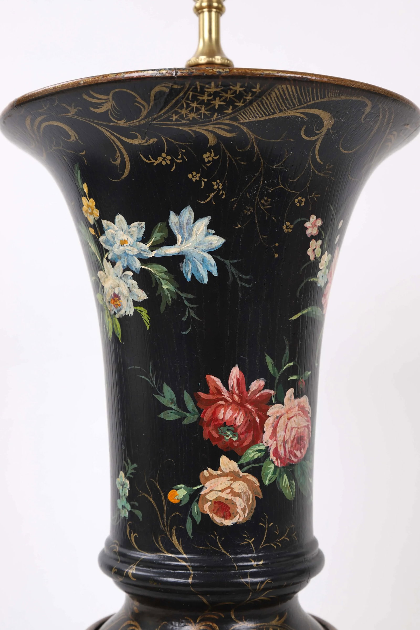 Vase Lamp With Gold and Ochre Details Featuring Multiple Famille Roses - 7