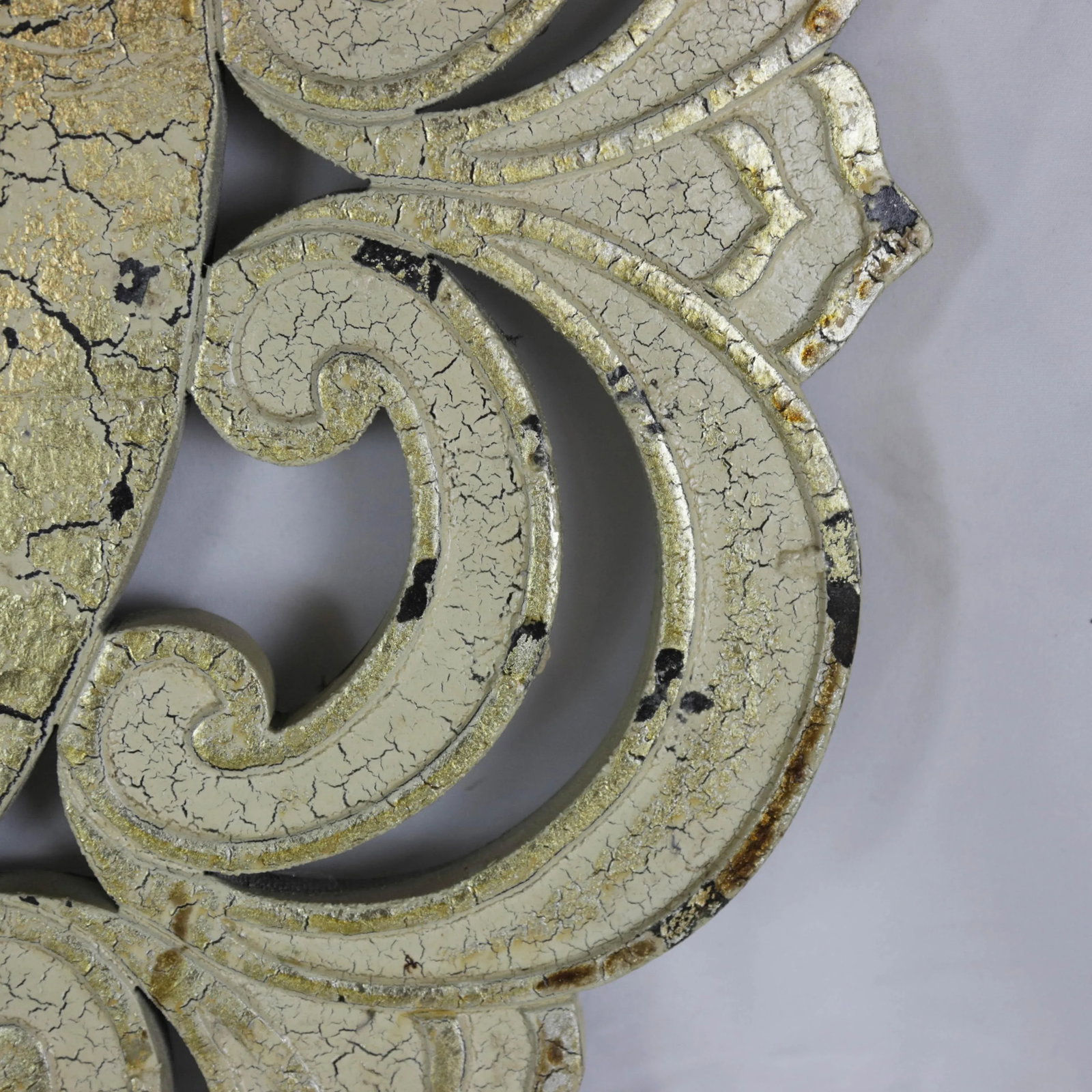 Ivory Color Decorative Garden Mirror - 4