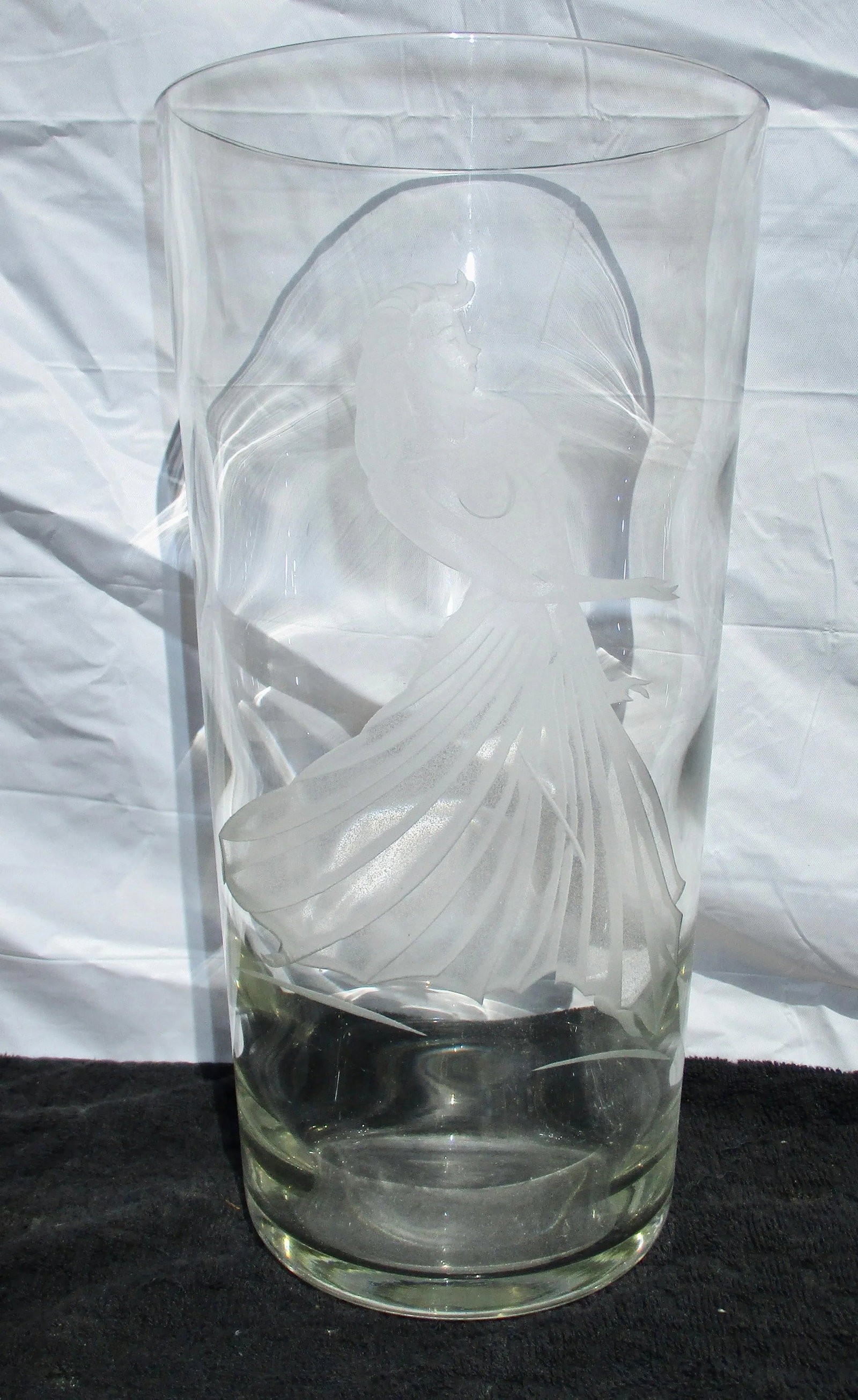 Czechoslovakian Glass Vase With Etched Dancer - 2