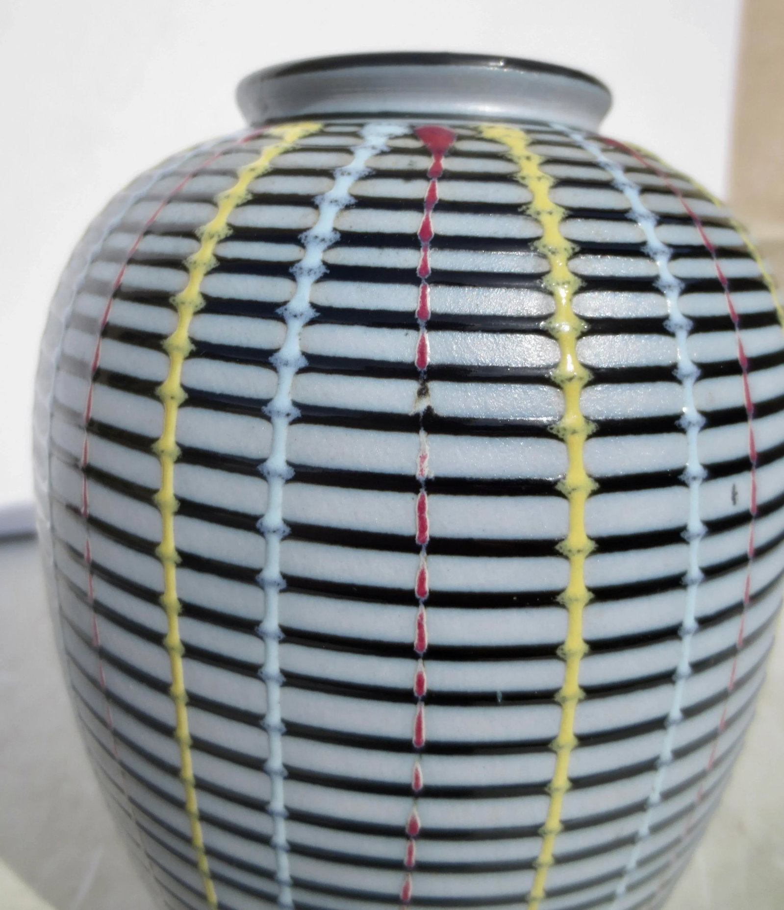 Studio Art Pottery - 10
