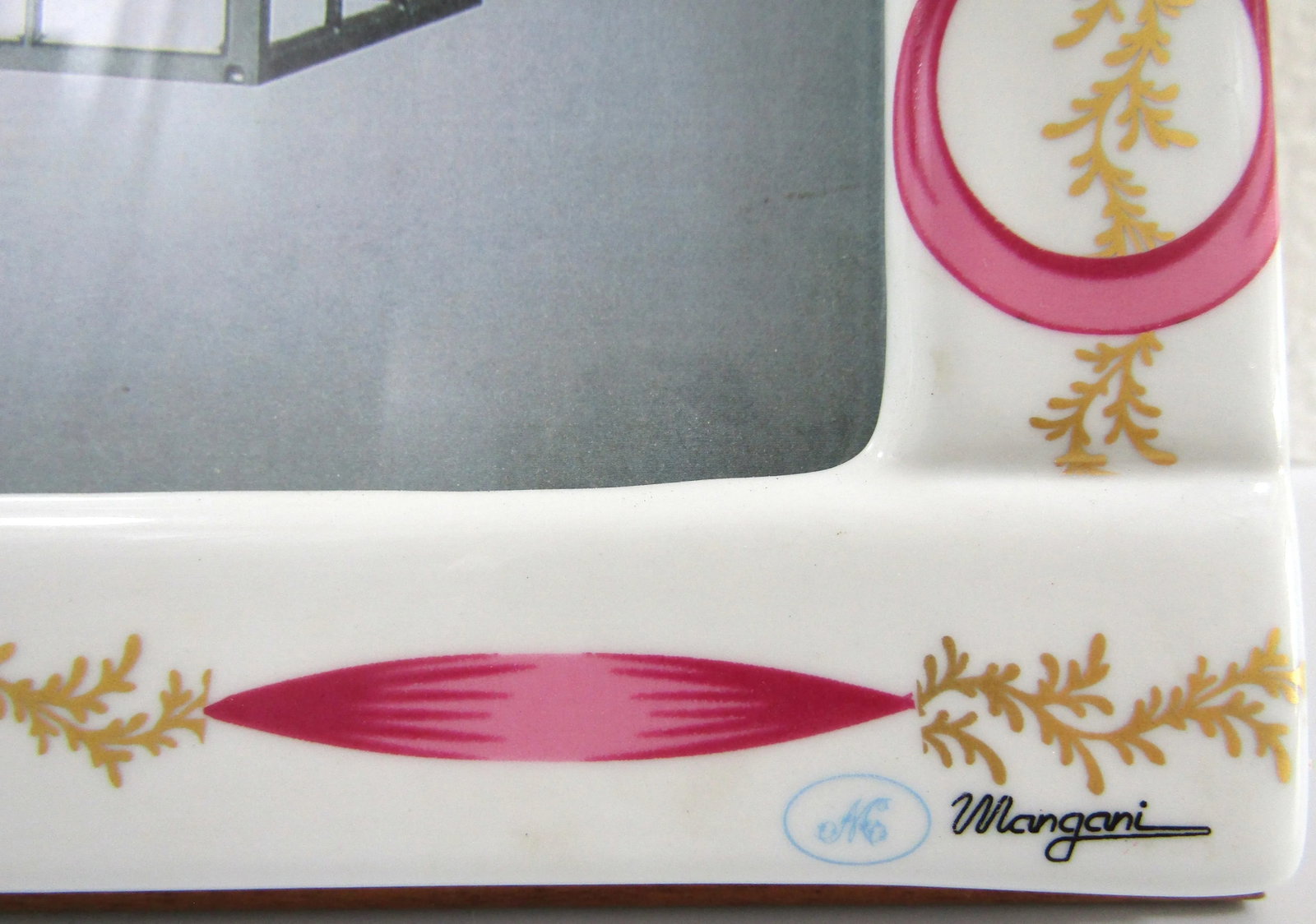 Mangani Italy Magenta and White Porcelain Frame - 6