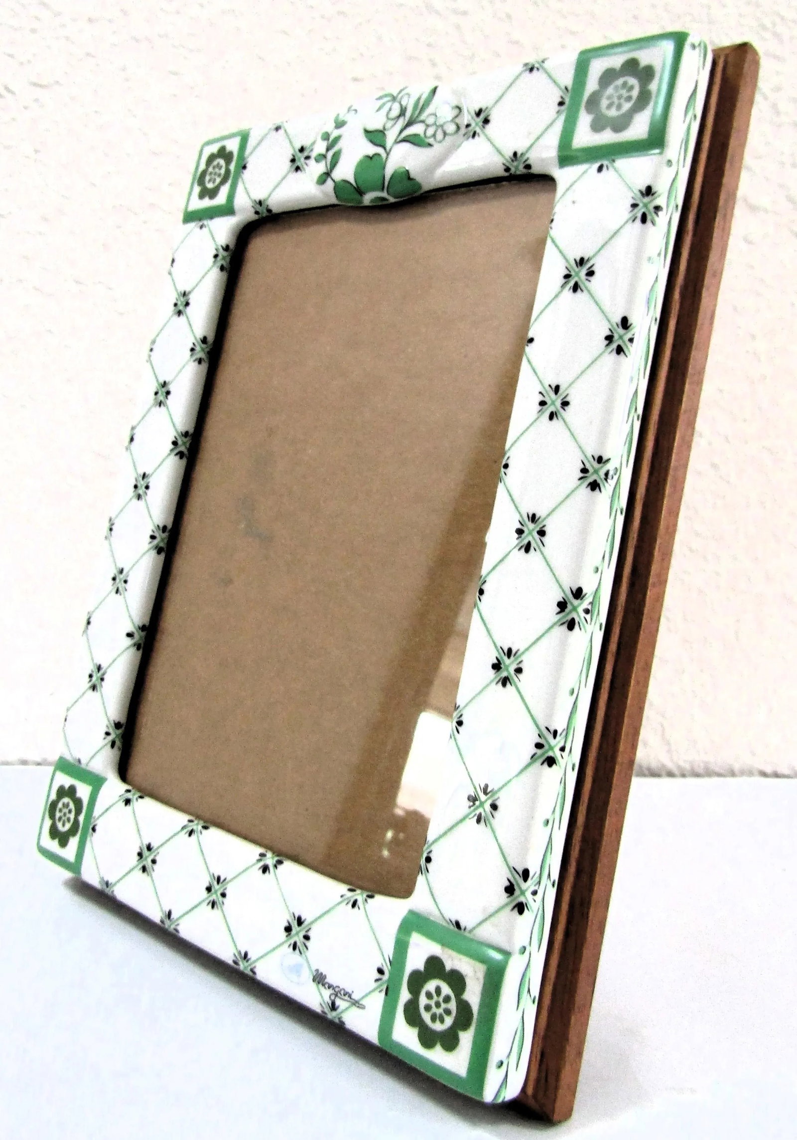 Mangani Italy Green and White Porcelain Frame - 3