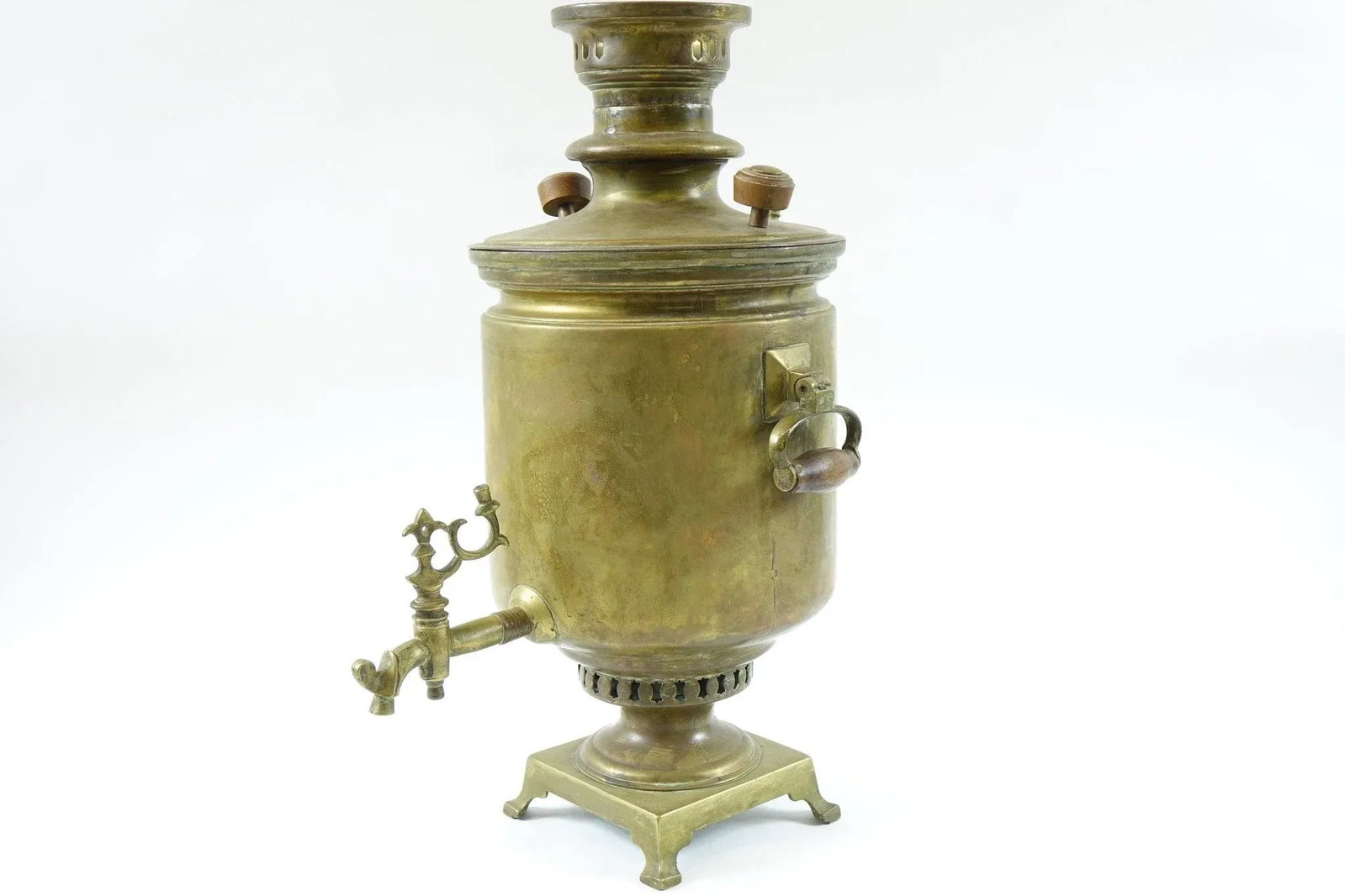 Antique 19th-Century Russian Brass Samovar – 10.5" X 13" X 18.5" - 2