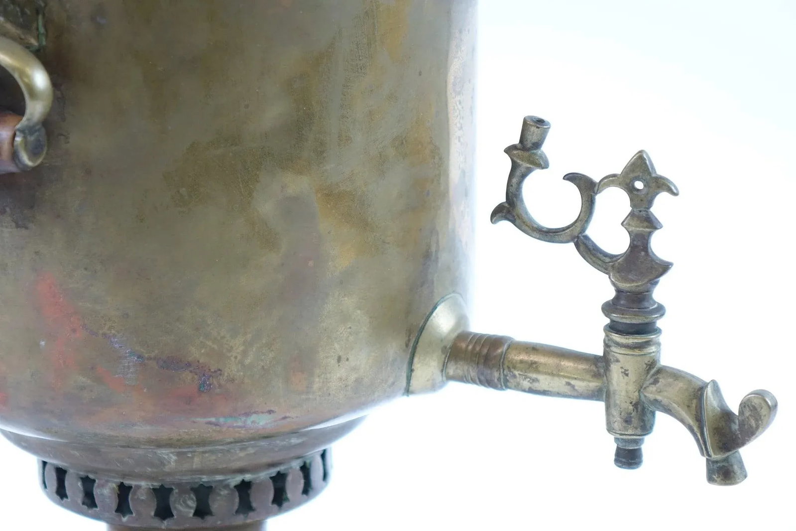 Antique 19th-Century Russian Brass Samovar – 10.5" X 13" X 18.5" - 5