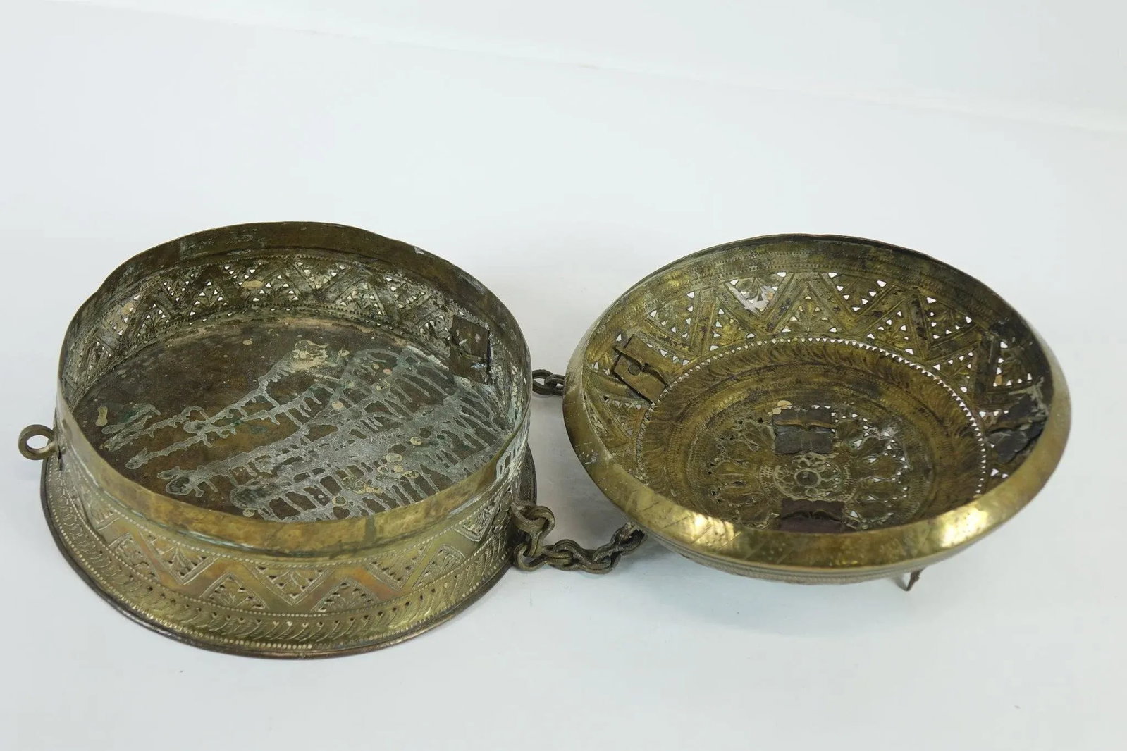 Antique Middle Eastern/Persian Brass Large Container Betel Box - 4