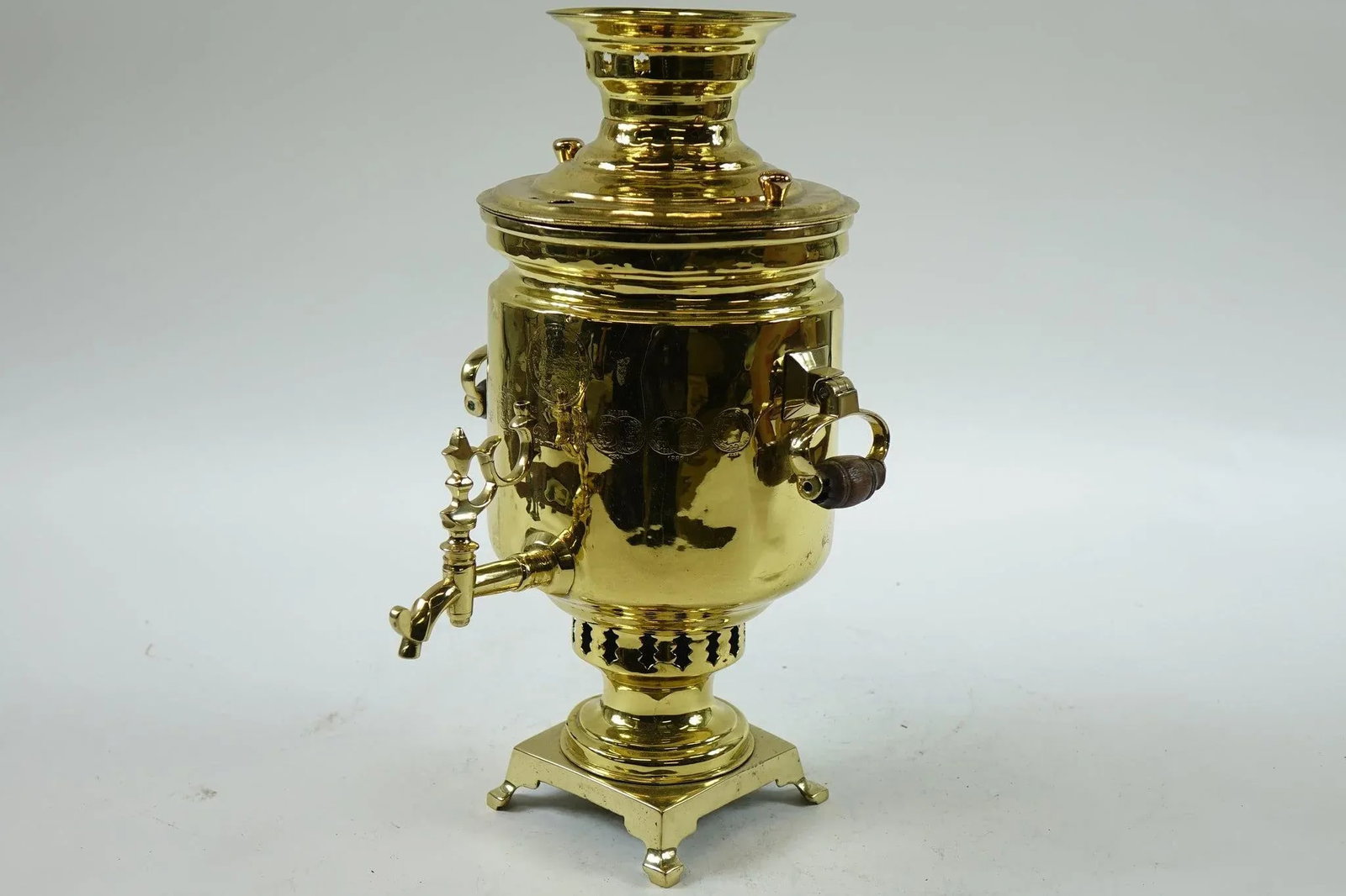 19th Century Brass Samovar – Antique-Style Design With Stamps - 4