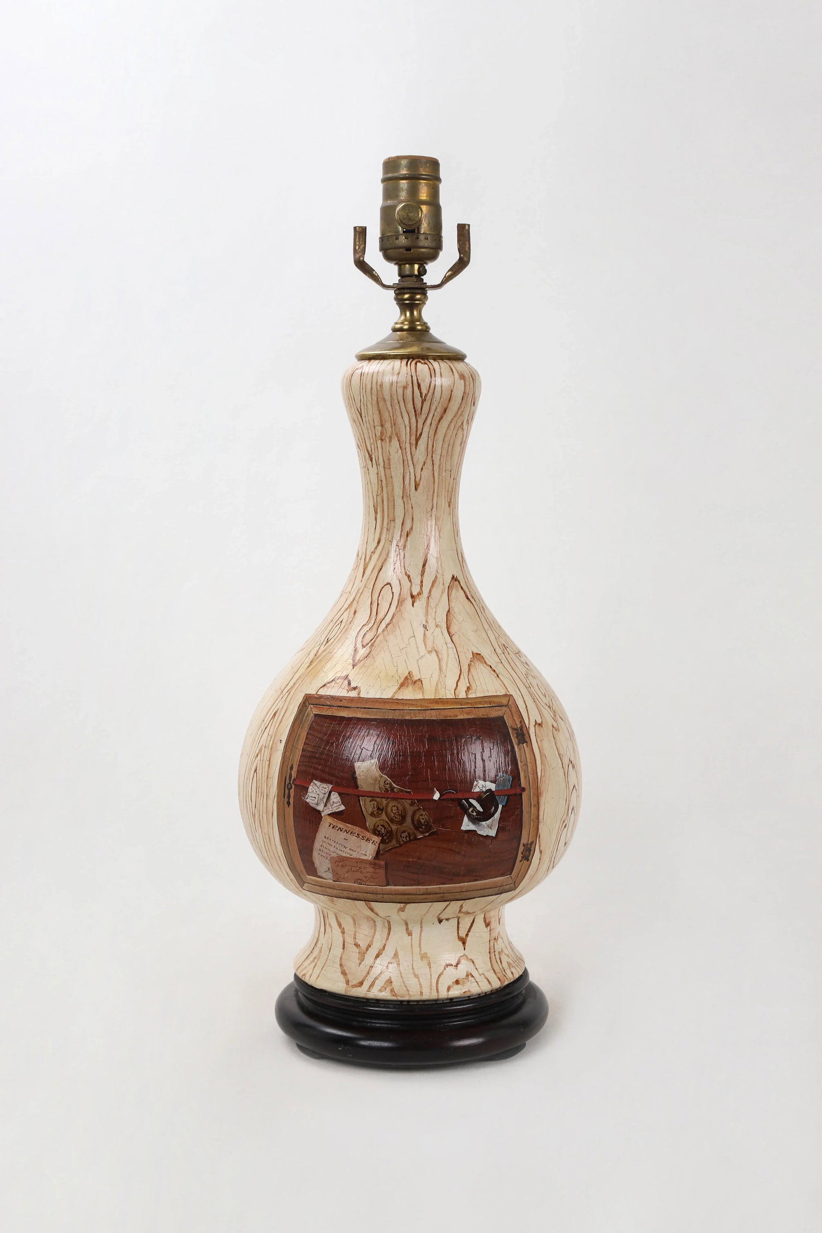 1980s Vintage Wooden Vase Lamp With Faux Wood Finish - 7