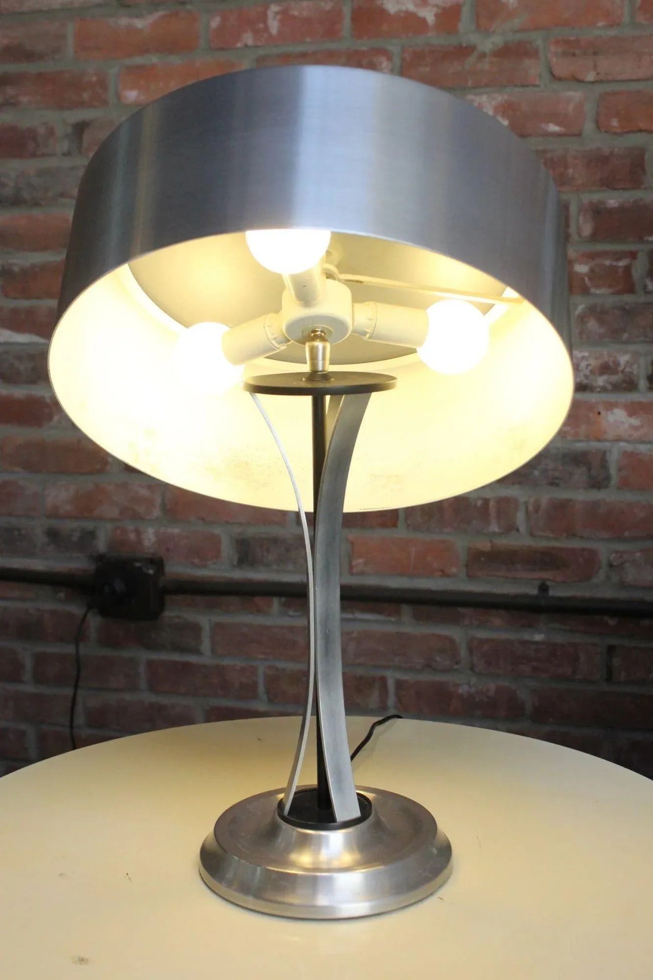 Oscar Torlasco for Lumi Italian Modern Adjustable Aluminum and Glass Table Lamp - 3