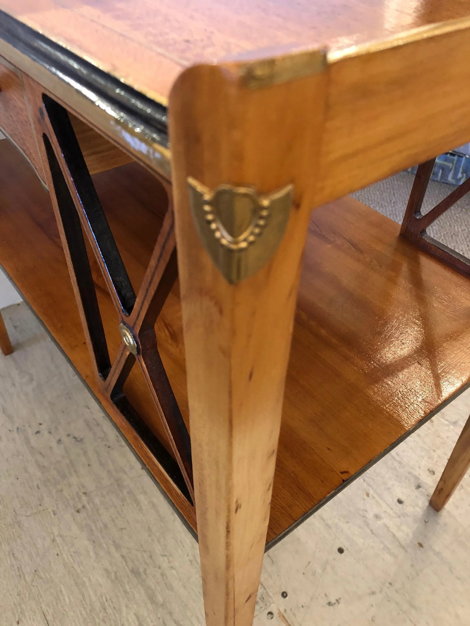Neoclassical Style Side Table With Drawer - 3