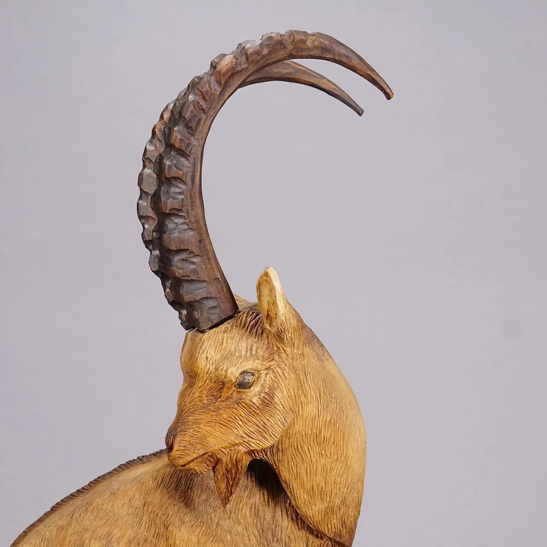 Wooden Carved Ibex and Chamois Sculptures Attr. To Rudolf Heissl Jr. Ca. 1960s - 10