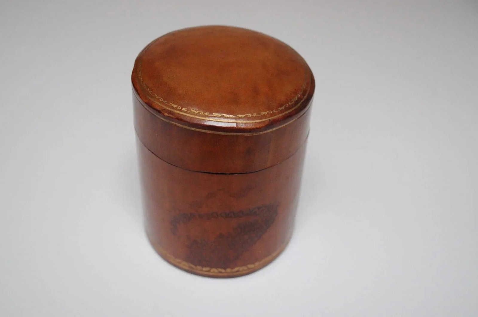 Collection of Four Vintage Florentine Scuola Del Cuoio Embossed Leather Boxes - 6