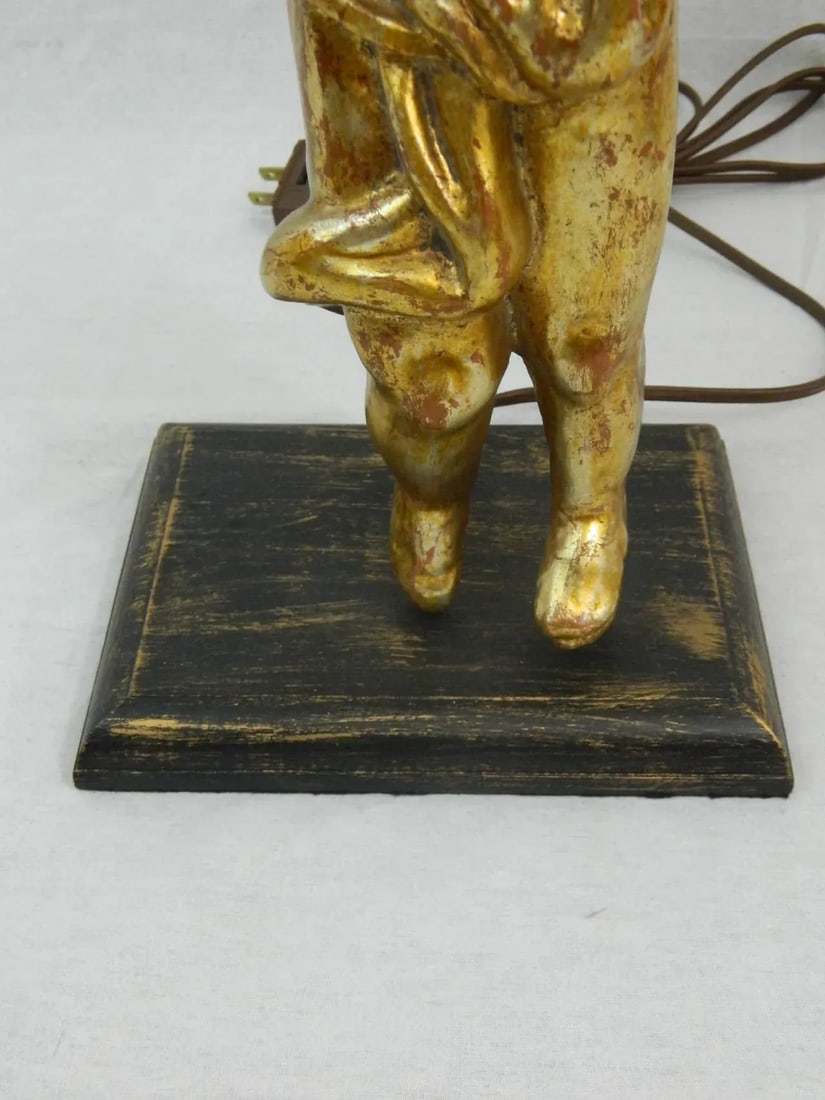 Baroque Style Carved Giltwood Cherub or Putti Adapted as a Lamp, 20th Century - 6