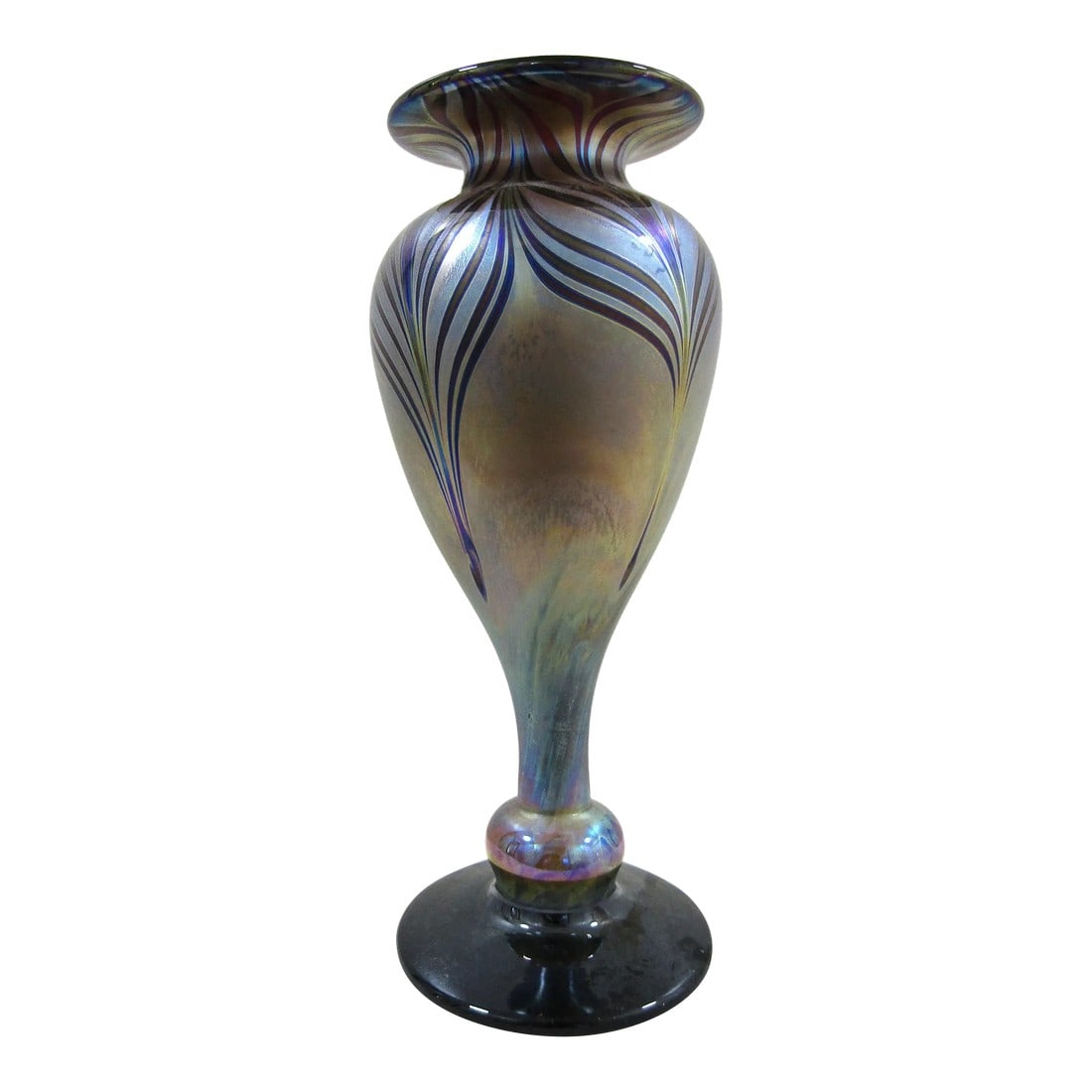 Vintage Original Chris Heilman Athens Art Glass Vase Hand Made Signed 1979: Vintage Original Chris Heilman Athens Art Glass Vase Hand Made Signed 1979 Beautiful abstract 1979 signed Chris Heilman Athens Art Glass vase. Damage free. Measures 4" base diameter, 3 1/2" top diamet