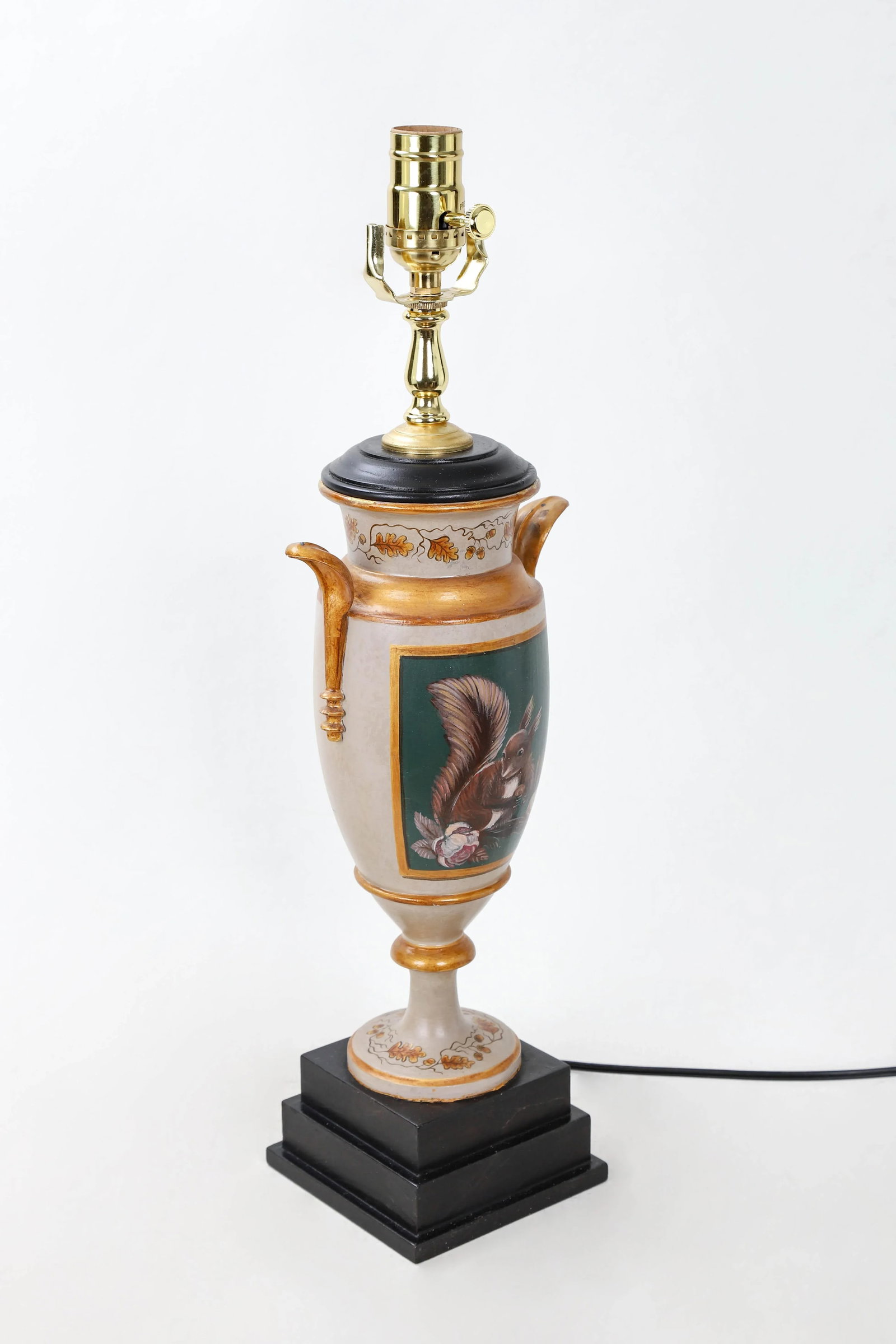 Vintage Cream and Gold Squirrel and Acorns Trophy Cup Lamp - 4
