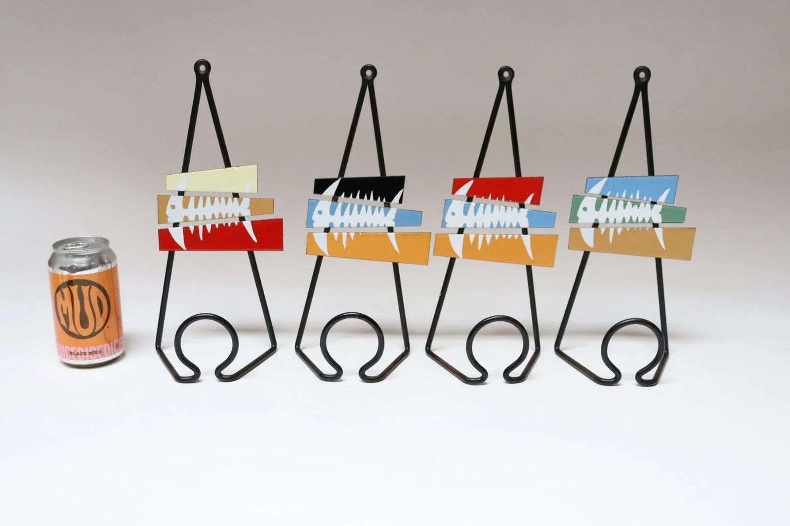 Set of Four Italian Modern Enamel and Steel "Fish" Mounted Coat Hooks by Siva - 5