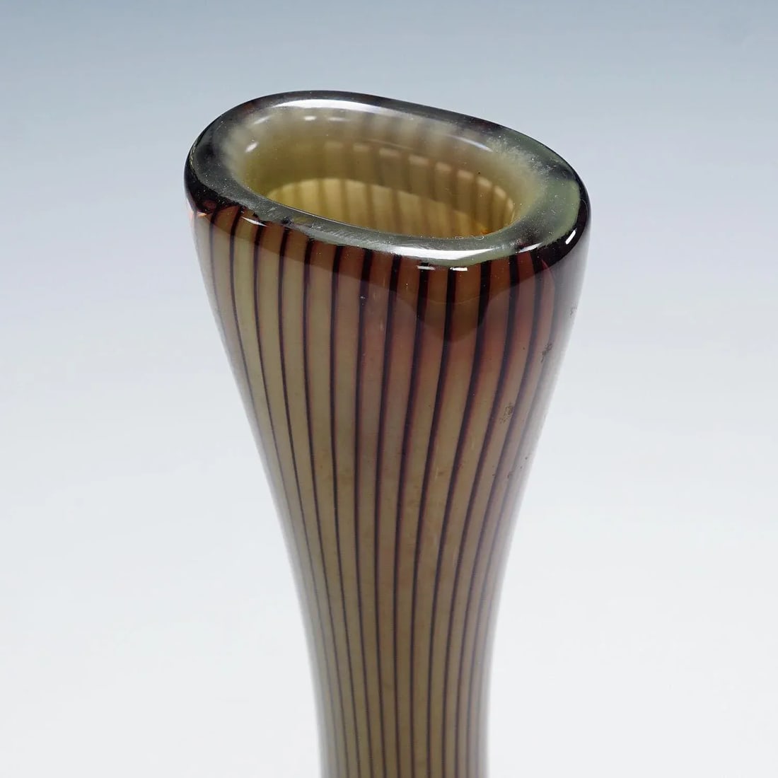 Large Colora Vase by Vicke Lindstrand for Kosta 1953 - 6