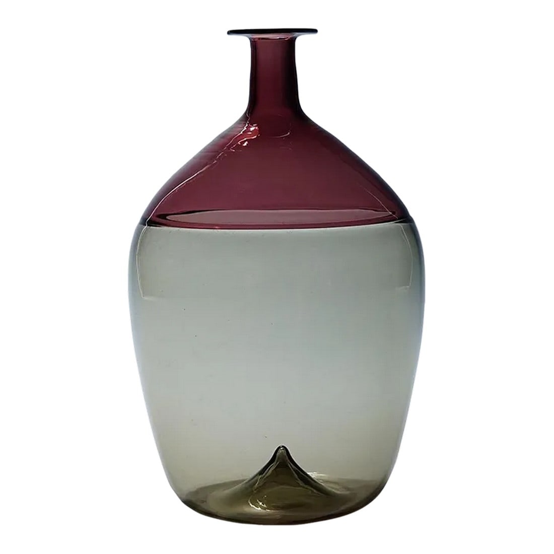 Art Glass Vase 'Bolle ' by Tapio Wirkkala for Venini, Murano 1966: Art Glass Vase 'Bolle ' by Tapio Wirkkala for Venini, Murano 1966 A vintage art glass vase of the 'Bolle' series. Thin mouthblown grey and amethyst glass fused in incalmo technique. Designed by Tapio 