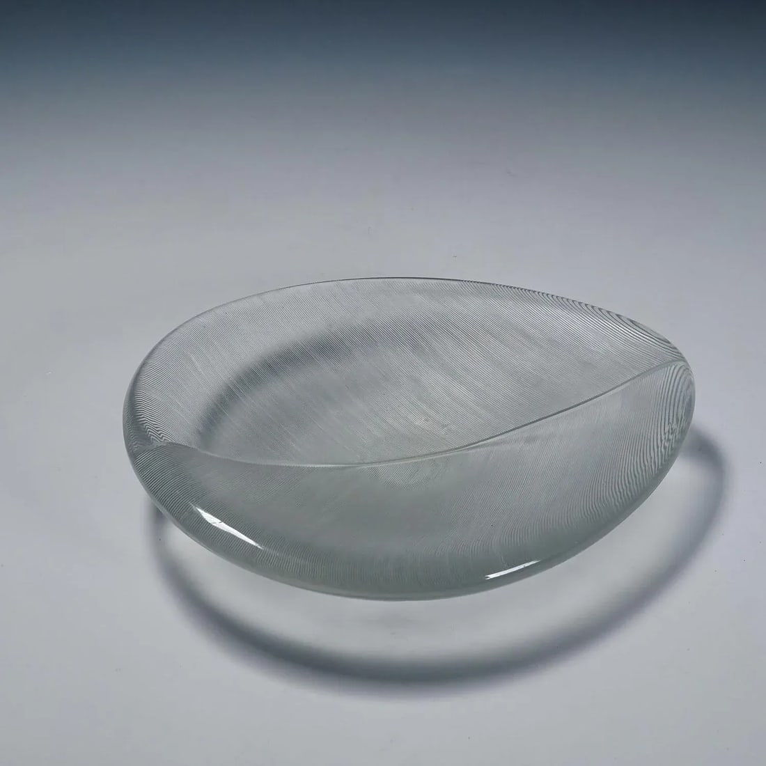 Large Vintage Art Glass Bowl by Tapio Wirkkala for Iittala 1950s - 11