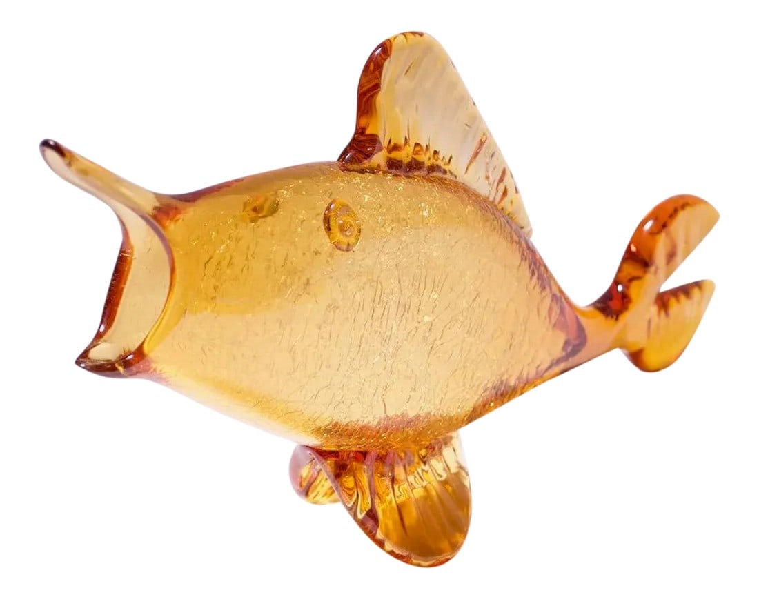 Amber Blown Crackle Glass Fish Sculpture by Rainbow Glass: Beautiful blown glass fish manufactured by Rainbow of West Virginia in the 1960s. (Rainbow, founded in 1940, was bought out by Viking Glass in 1973.) Honey / light amber color with lovely crackle